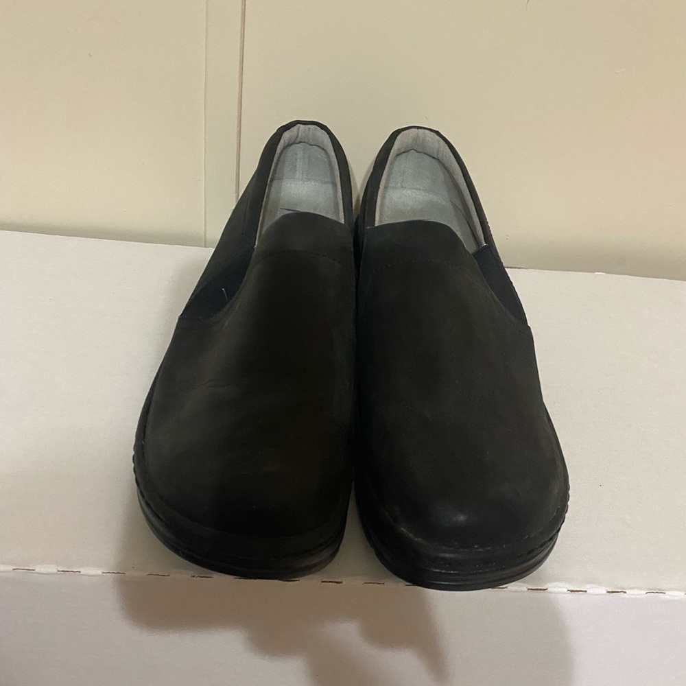 Klogs Footwear Men's Black Slip-On Shoes